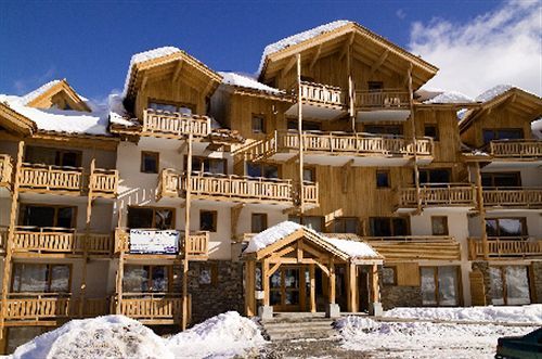 Madame Vacances Residence Le Parc Des Airelles Les Orres Exterior foto